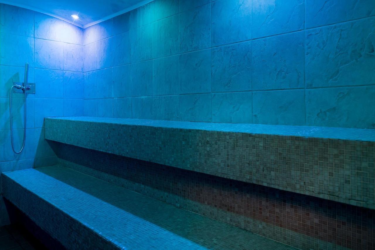 Hotel Vista Mare & Spa - Aperto Tutto L'Anno Чезенатіко Екстер'єр фото