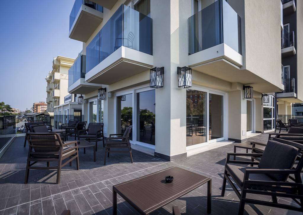 Hotel Vista Mare & Spa - Aperto Tutto L'Anno Чезенатіко Екстер'єр фото